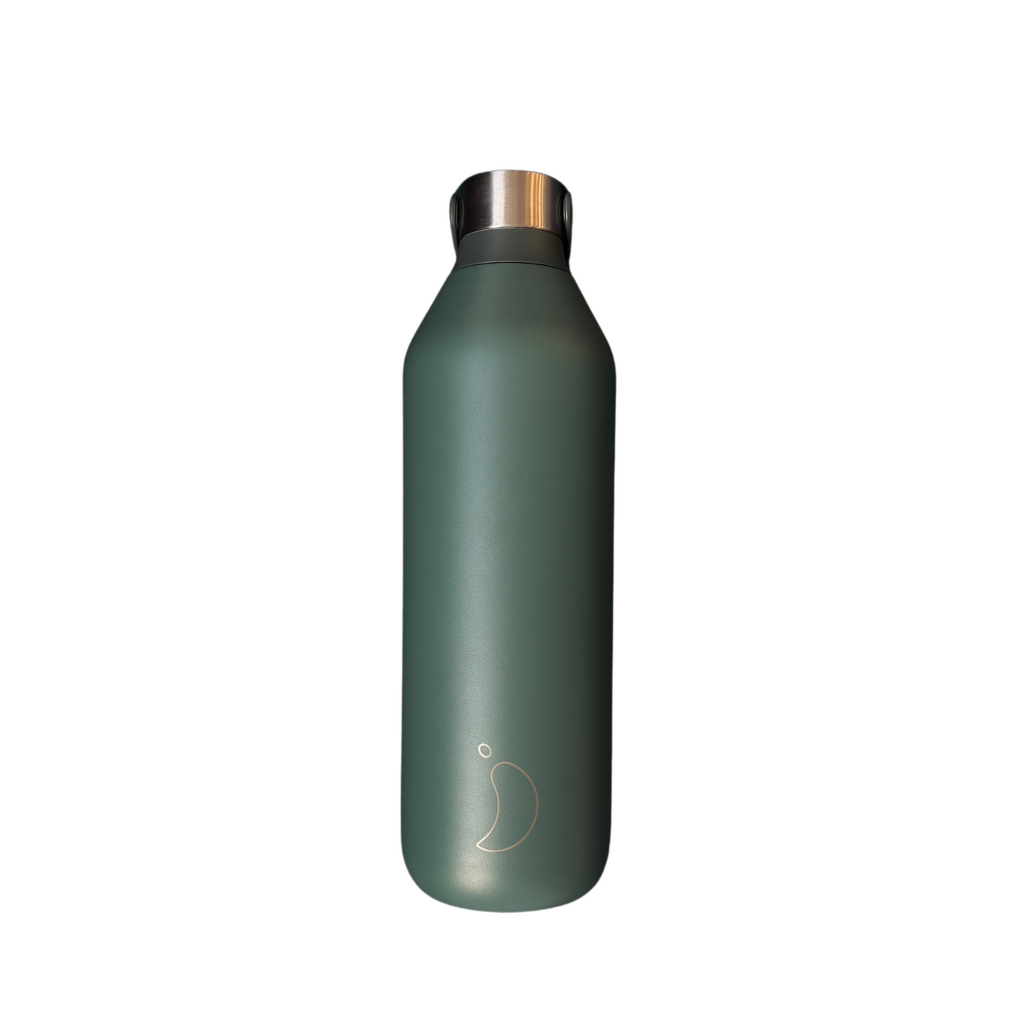 A dark green Chilly's water bottle with a matte finish. The bottle has a slightly tapered shape and features
a stainless steel screw on lid with strap. Near the bottom, the bottle is engraved with the Chilly's logo.