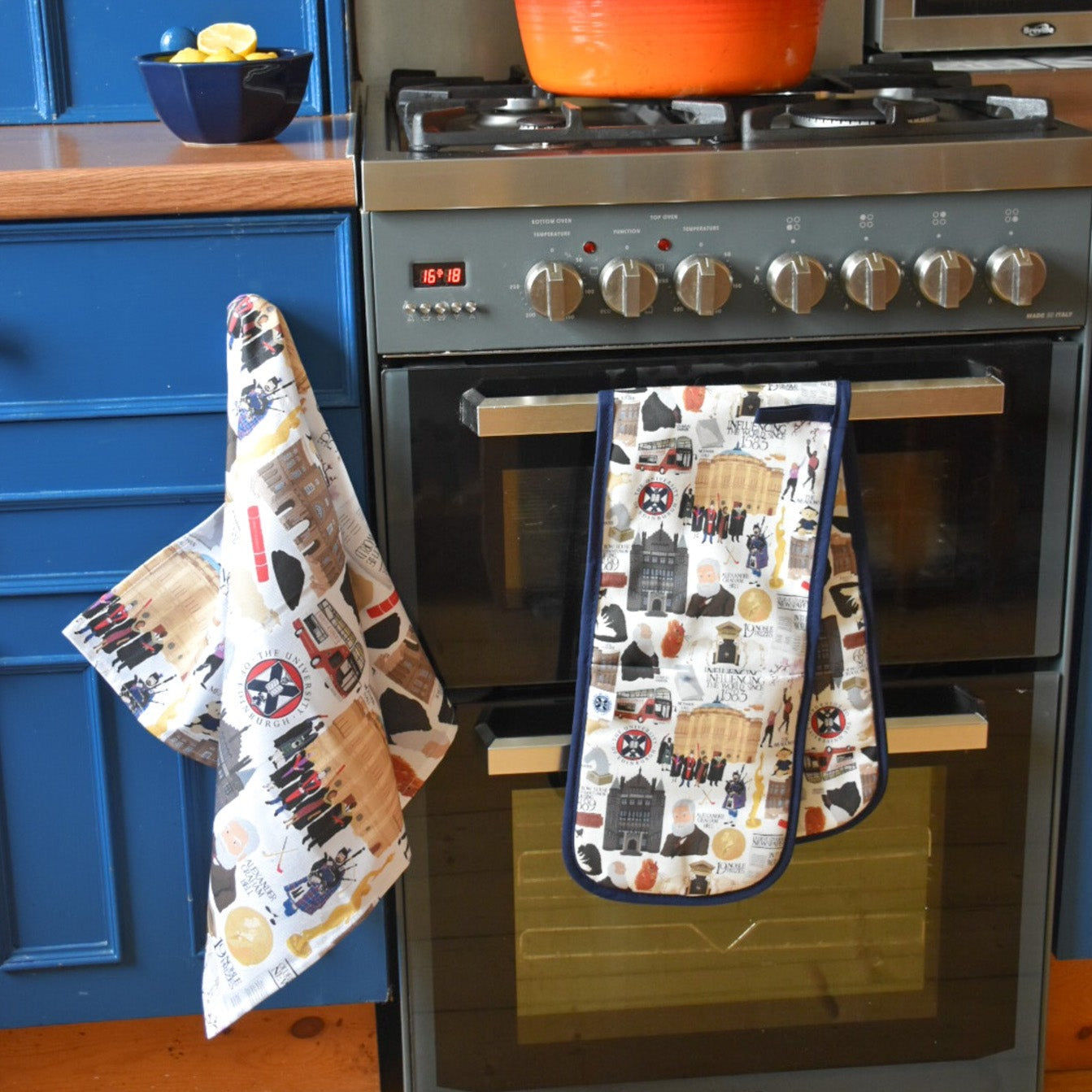 Kitchen visual background with Heritage Collection Tea Towel and Heritage Collection Oven Gloves presented.