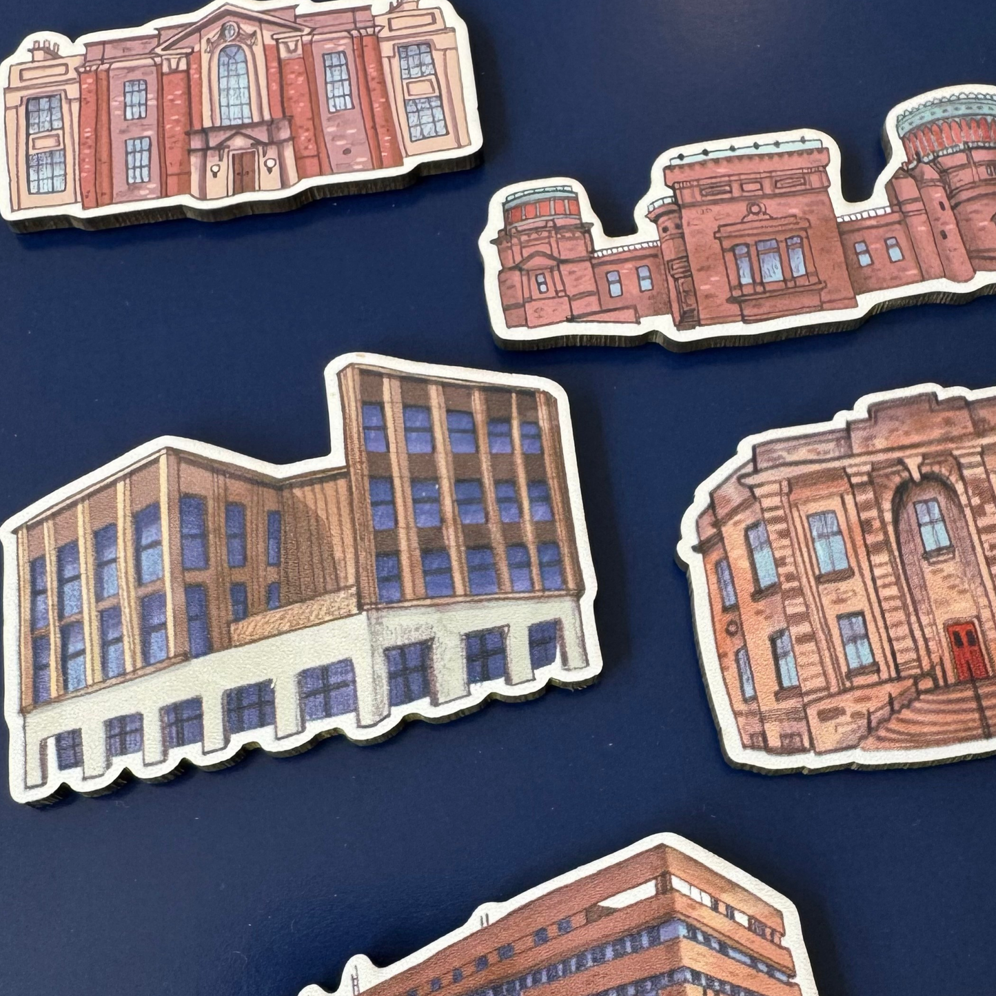 King's Buildings Wooden Magnet Set