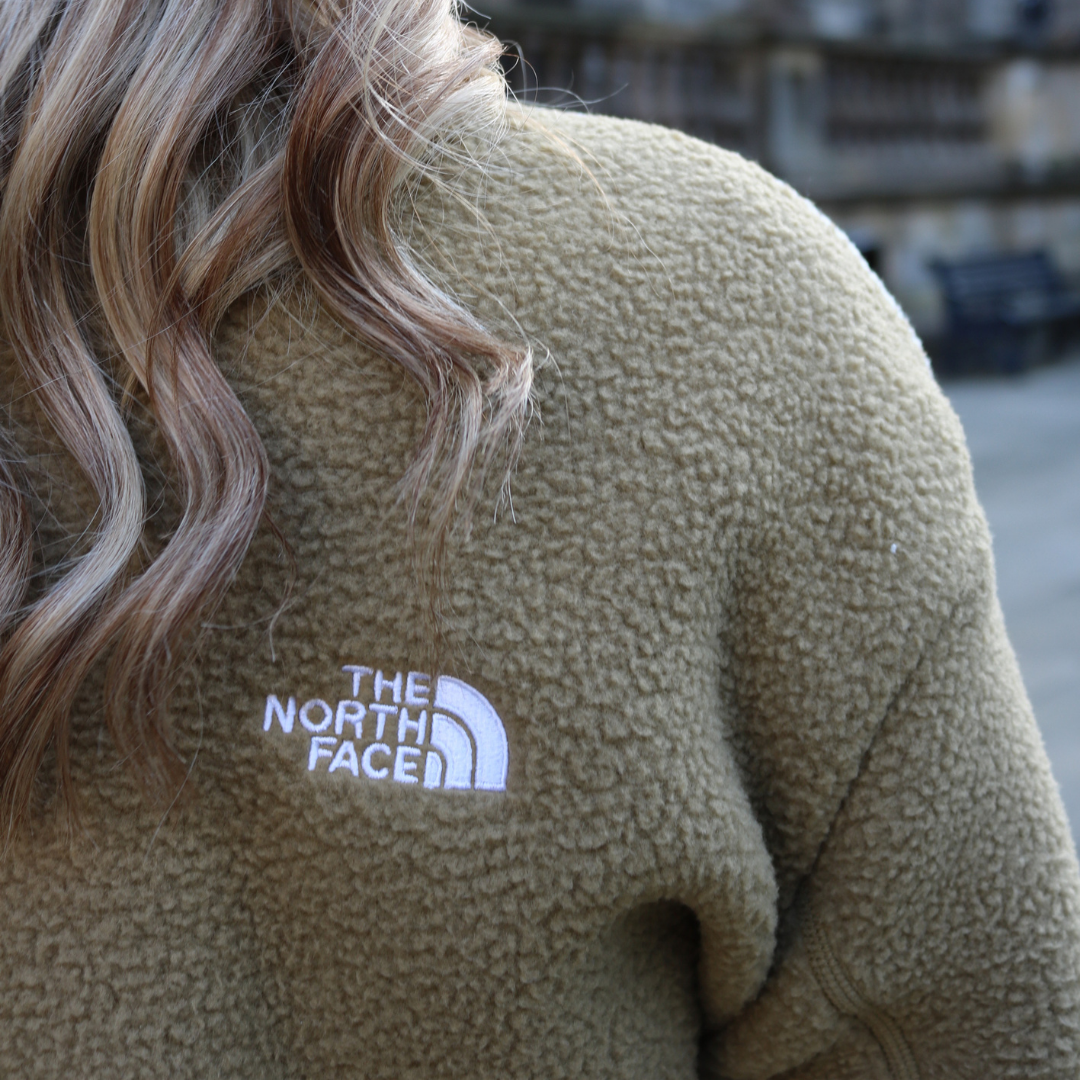 The North Face Yumiori 1/4 Fleece (Women's Fit)