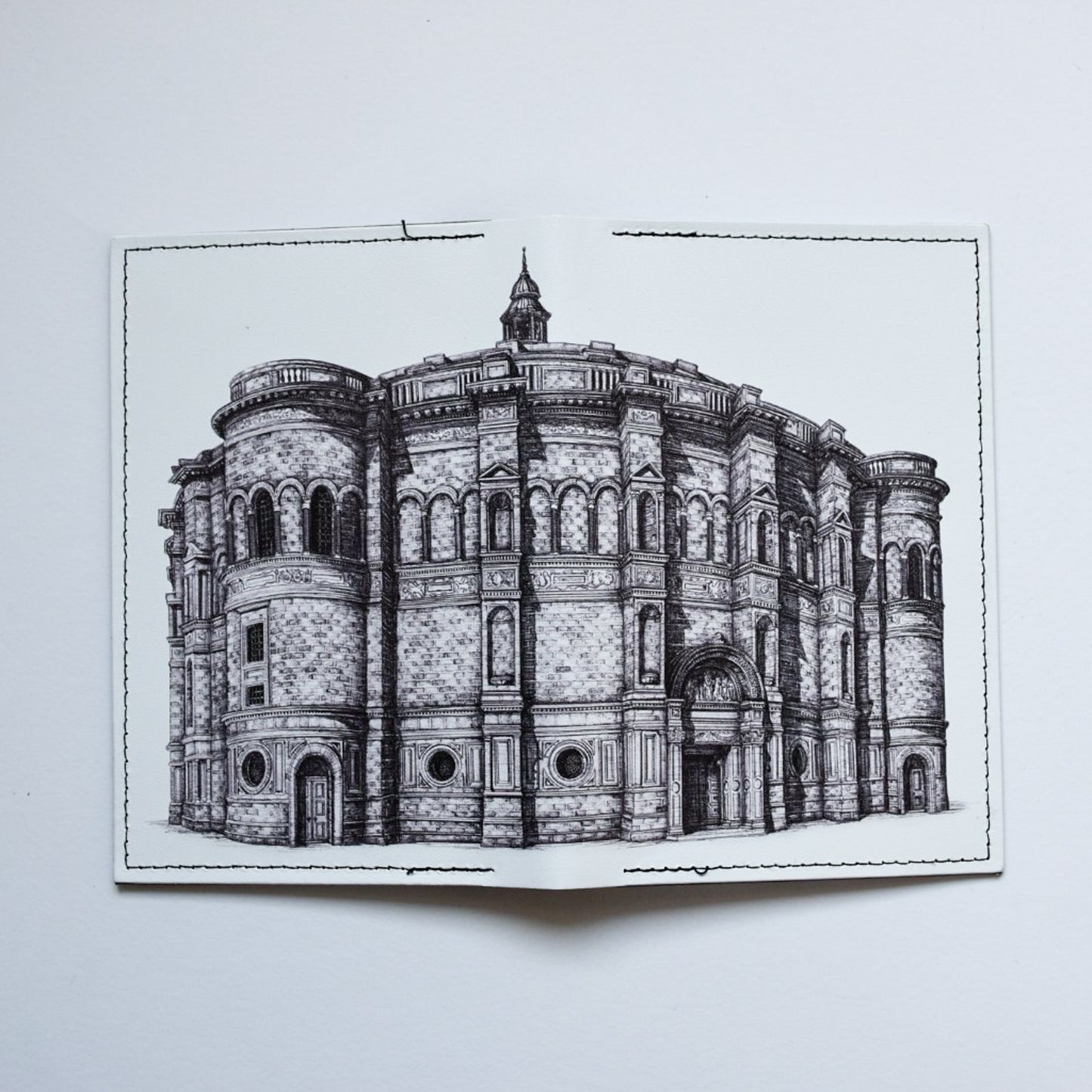 McEwan Hall Leather Passport Holder