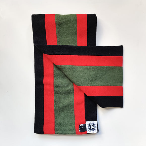 MEng scarf in black green and red